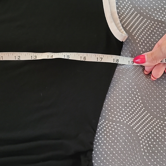 Vince Camuto Black and White Ruched Tie Front Blouse - Picture 12 of 12